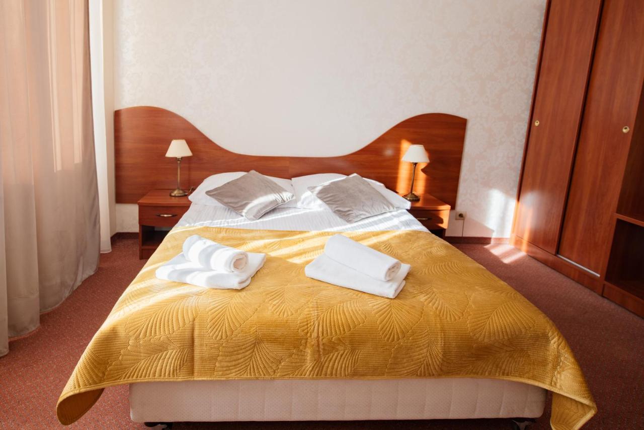 Hotel Grand Felix Красков Екстериор снимка